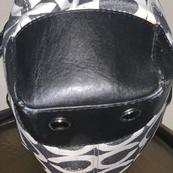 Coach Peyton Carry All Tote Bag - Picture 10 of 13